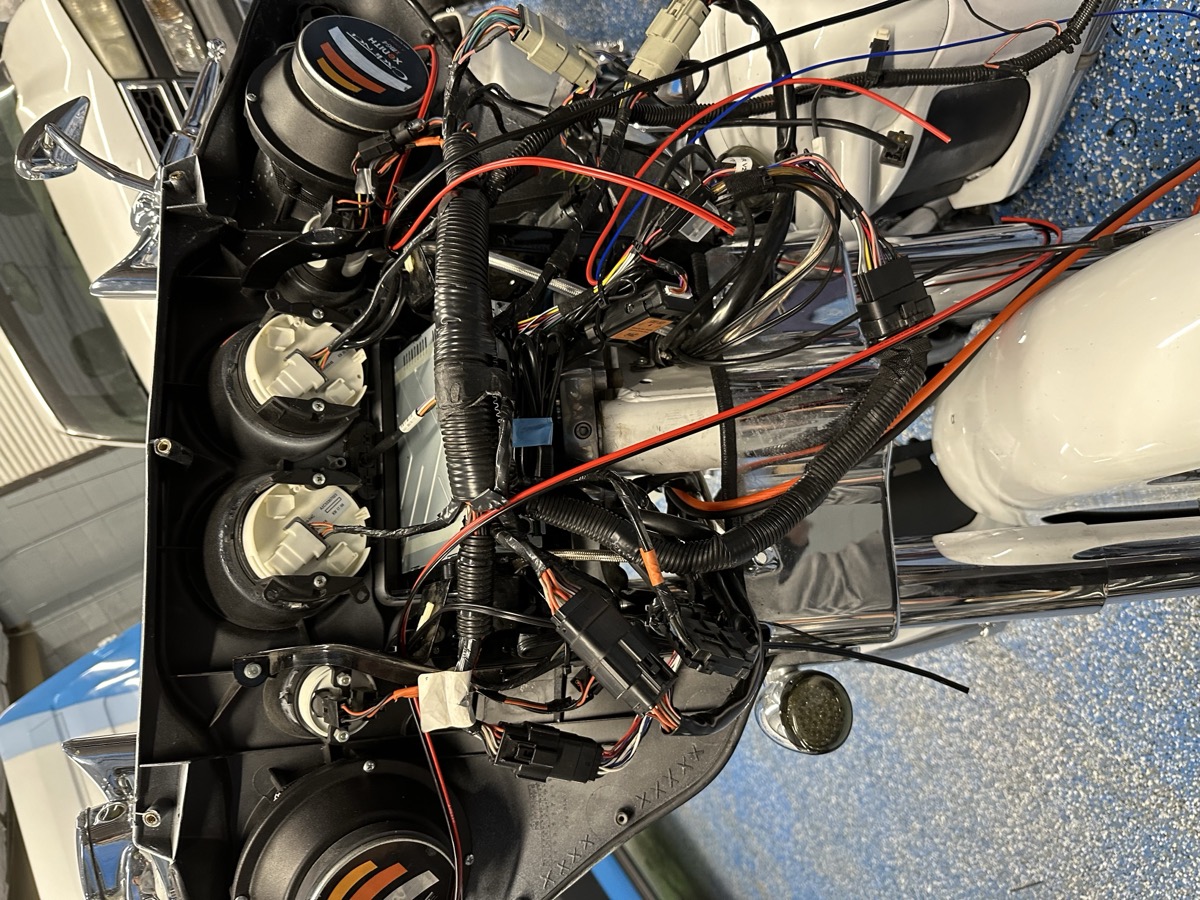 Harley-Davidson touring motorcycle full audio system install with speakers and amplifier – Car Plus Merced